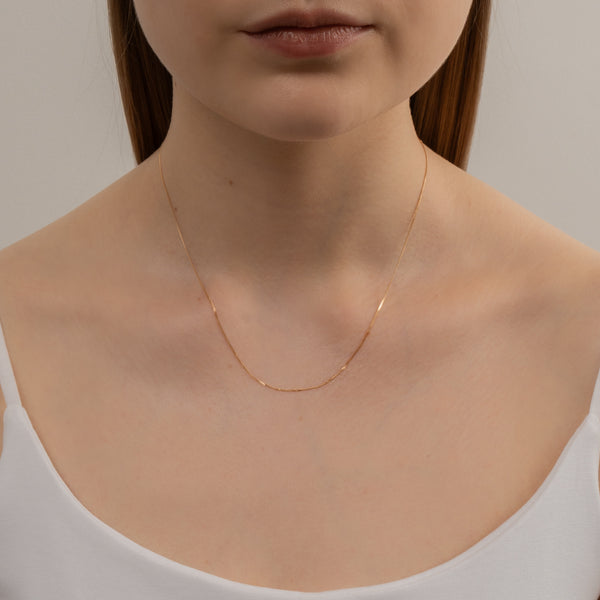 Sleek Chain Necklace