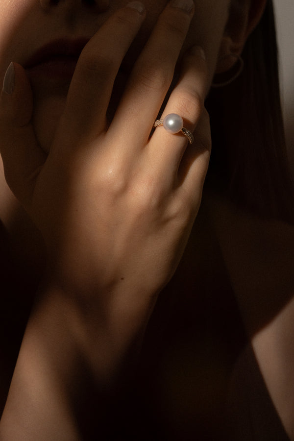 Pearl Oval Dome Ring - PRMAL