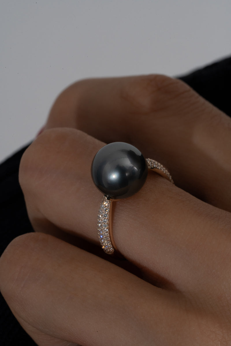 Grand Black Pearl Oval Dome Ring - PRMAL