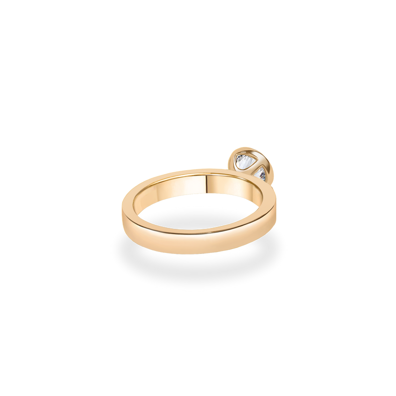 Larisa Bezel Bold Flat Ring - PRMAL